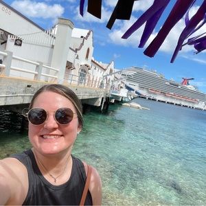 Meet your Posher, Kami